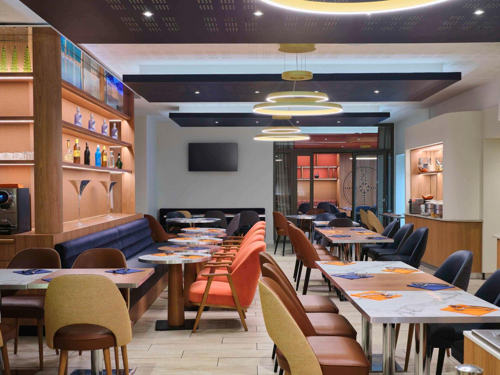 Mercure Chartres Cathedrale Ngoại thất bức ảnh