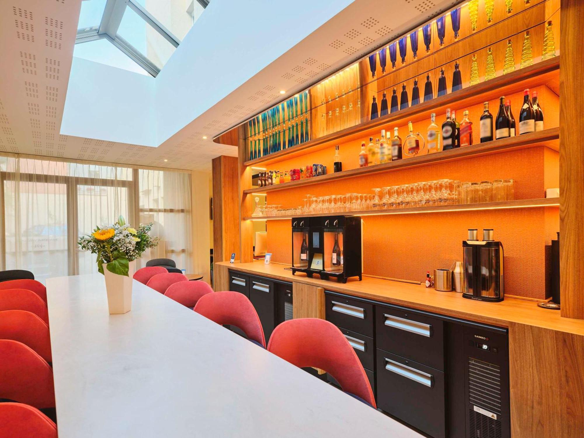 Mercure Chartres Cathedrale Ngoại thất bức ảnh