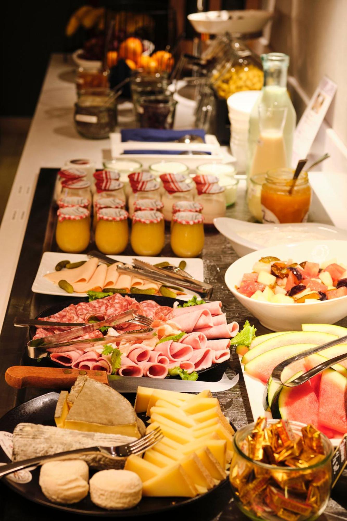 Mercure Chartres Cathedrale Ngoại thất bức ảnh