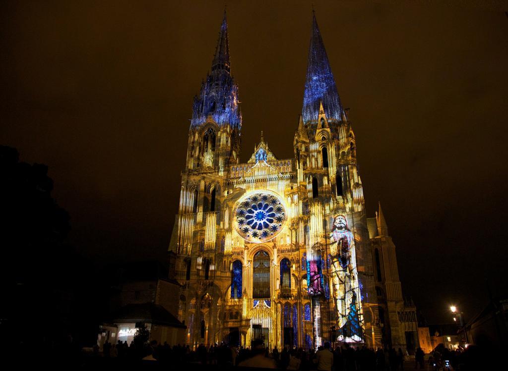 Mercure Chartres Cathedrale Ngoại thất bức ảnh